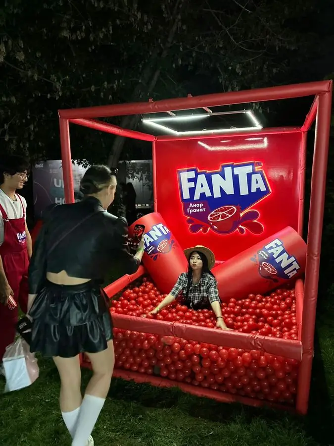 Дегустация и сэмплинг Fanta Гранат в точках продаж, сентябрь 2025